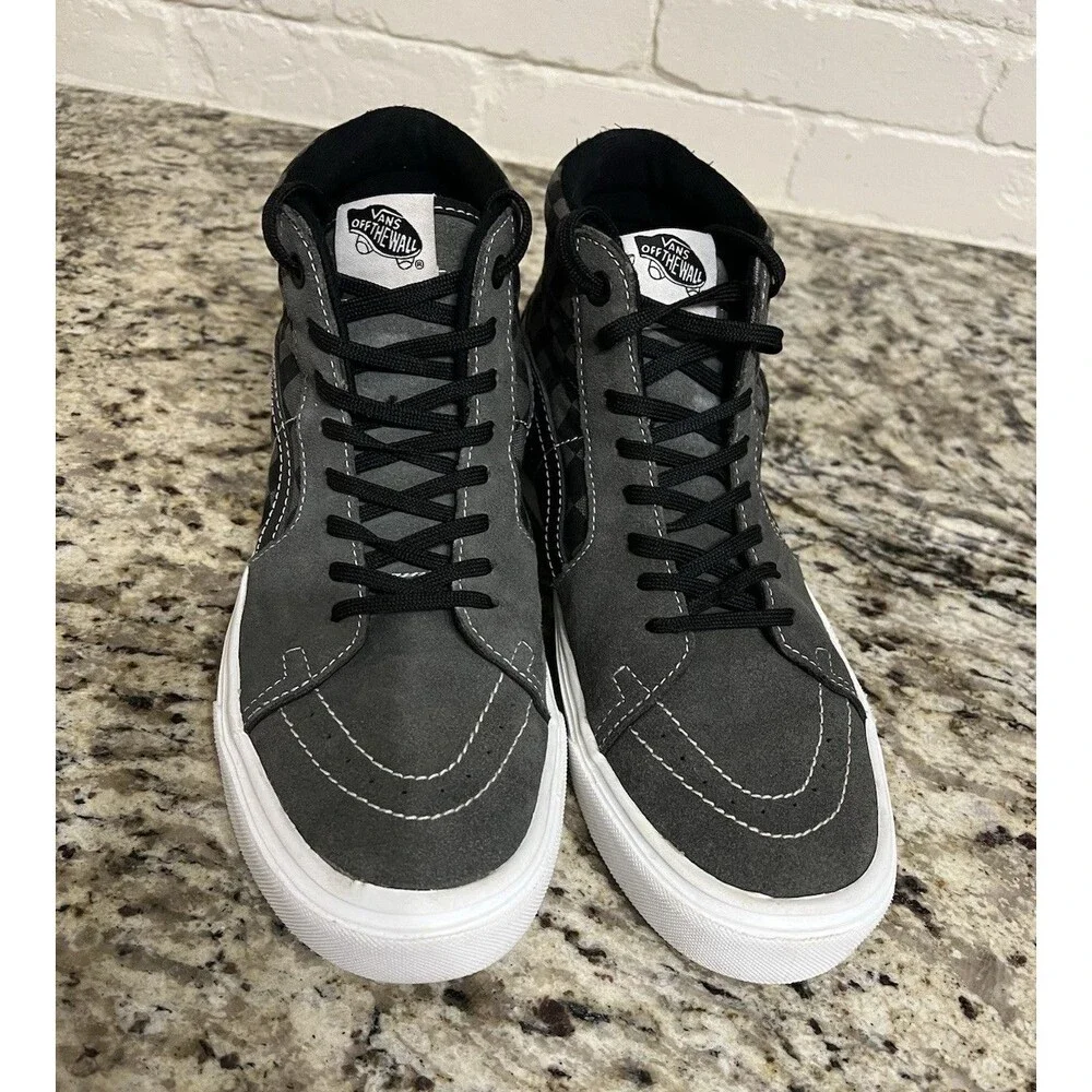 VANS Sk8-Hi Gray Black White Checker Suede High Top Sneakers Men’s 9/Women 10.5